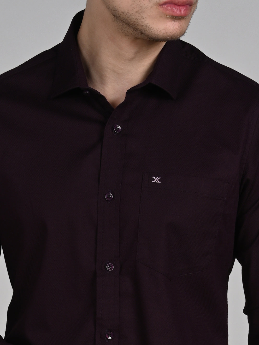 Killer Men Wine Solid Slim Fit Shirts