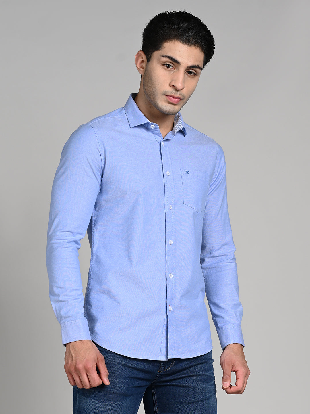 Killer Men Blue Solid Slim Fit Shirts