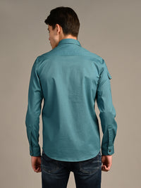 Killer Men Green Solid Straight Fit Shirts