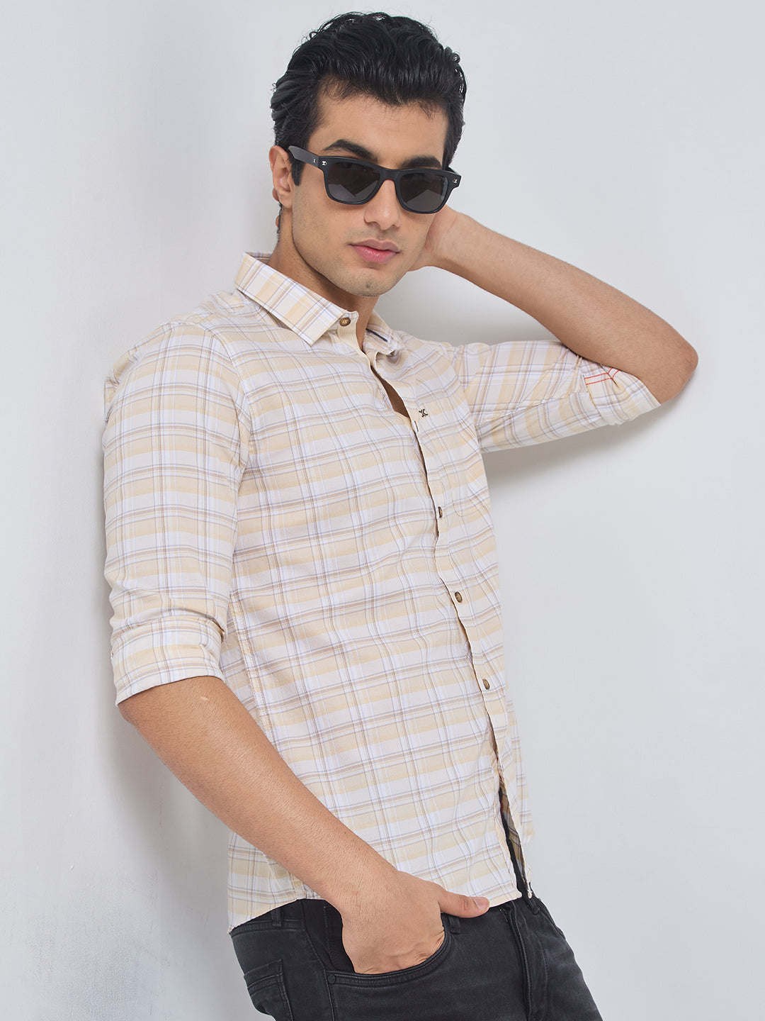 Killer Men Light Yellow Checks Slim Fit Shirts