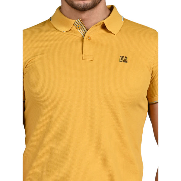 Killer Men Mustard Solid Slim Fit T-Shirt