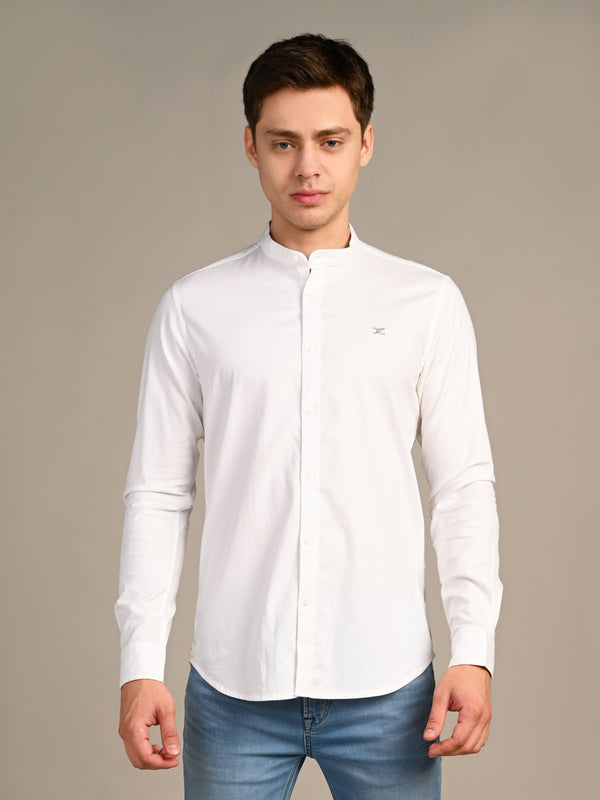 Killer Men White Solid Slim Fit Shirts