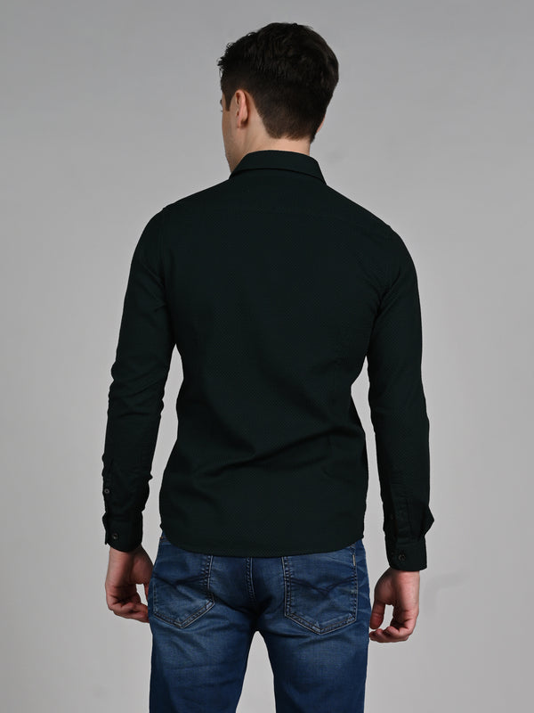 Killer Men Dark Green Solid Slim Fit Shirts