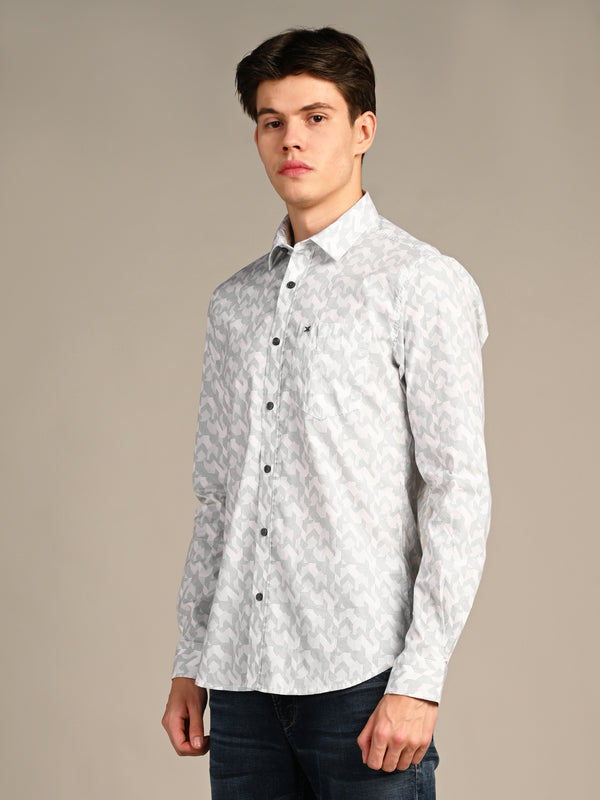 Killer Men White Printed Slim Fit Shirts