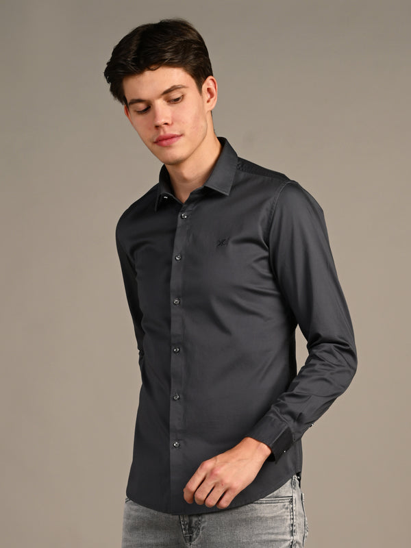 Killer Men Dark Grey Solid Slim Fit Shirts