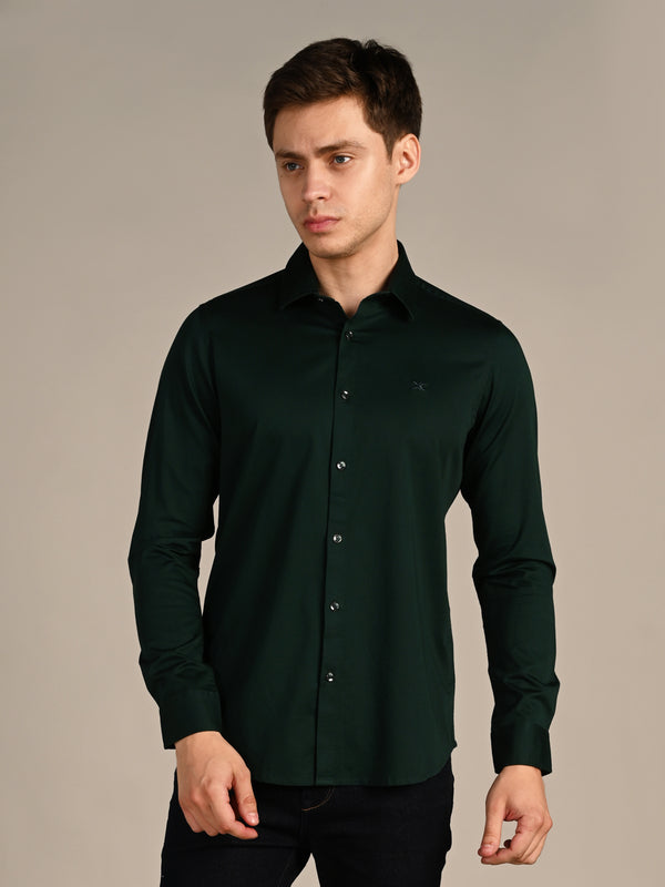 Killer Men Dark Green Solid Slim Fit Shirts