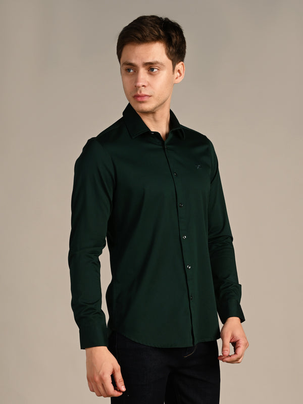 Killer Men Dark Green Solid Slim Fit Shirts