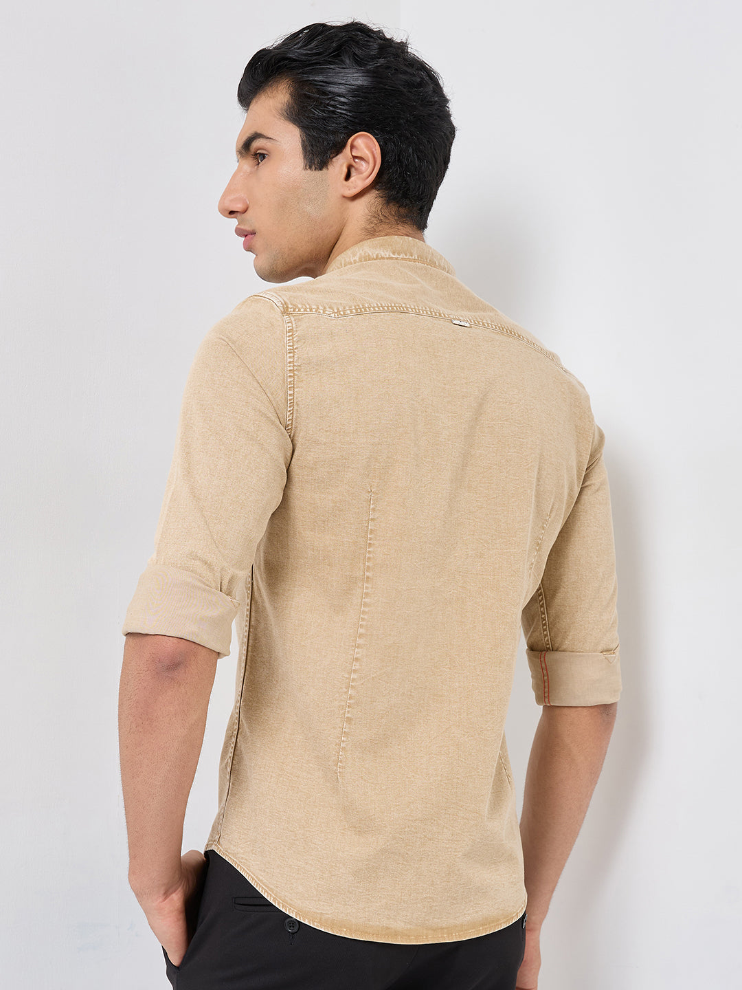 Killer Men Khaki Solid Slim Fit Shirts