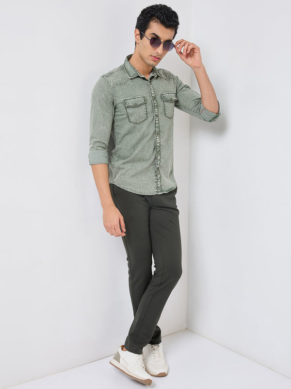 Killer Men Light Green Solid Slim Fit Shirts