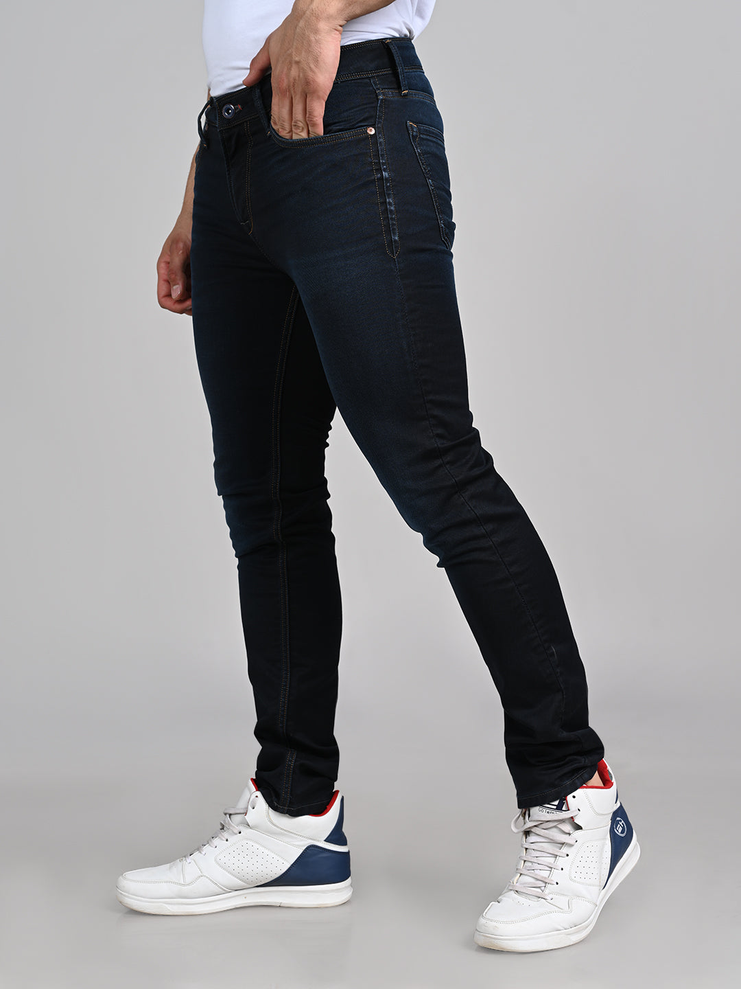 Killer Men Dark Blue Solid Slim Fit Jeans