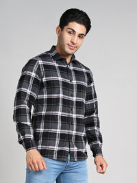 Killer Men Black Checks Straight Fit Shirts