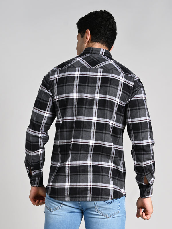Killer Men Black Checks Straight Fit Shirts