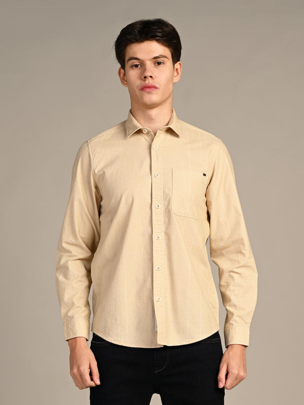 Killer Men Beige Solid Slim Fit Shirts