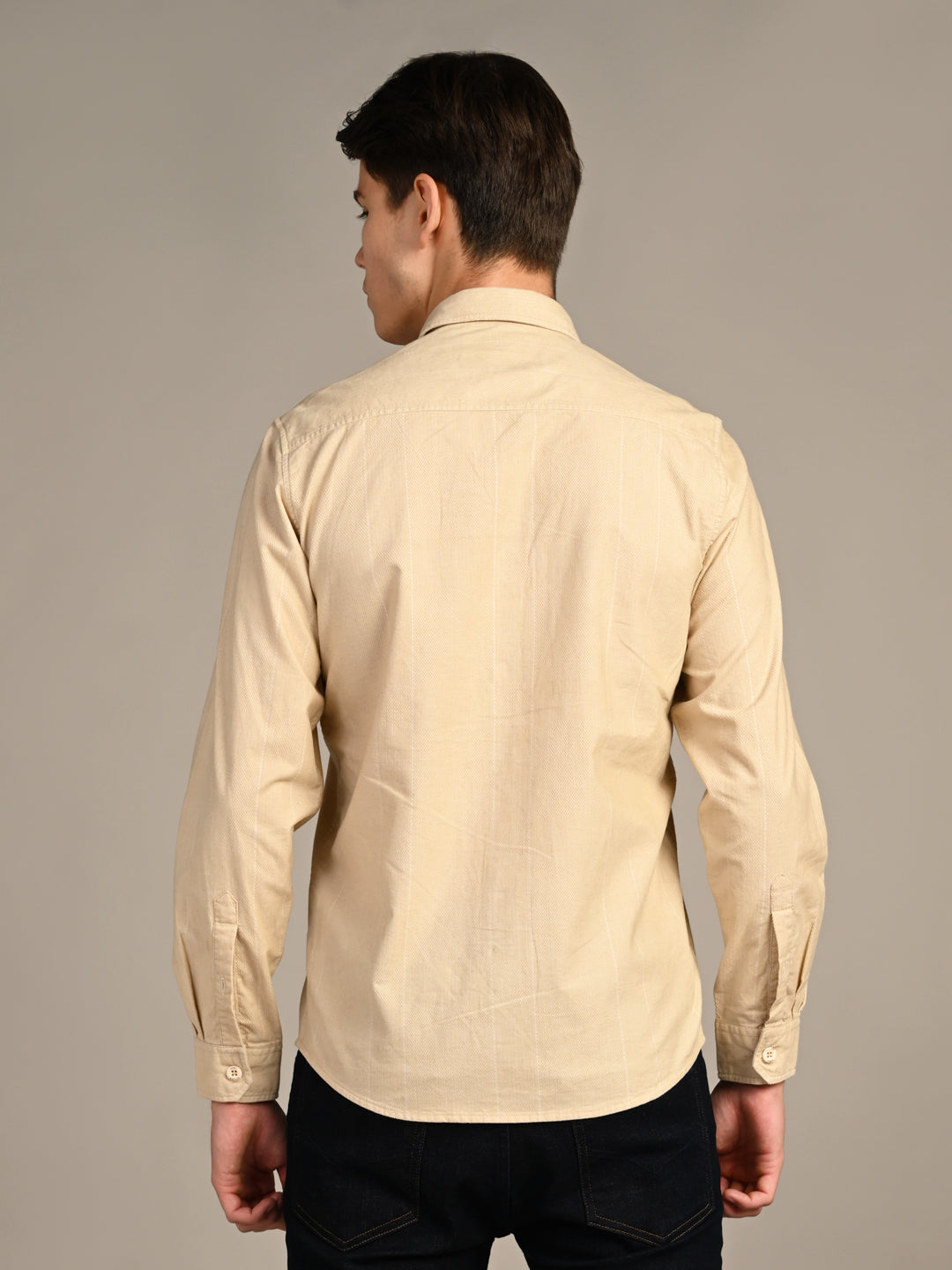 Killer Men Beige Solid Slim Fit Shirts