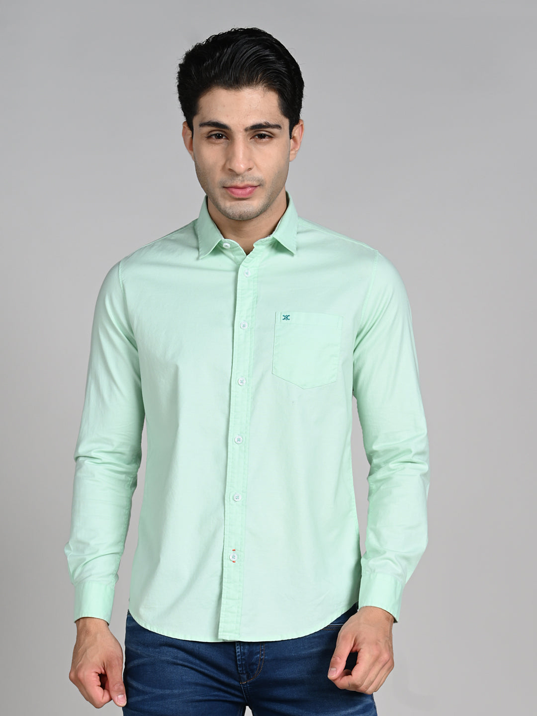 Killer Men Light Green Solid Slim Fit Shirts