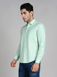 Killer Men Light Green Solid Slim Fit Shirts
