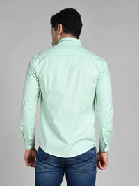Killer Men Light Green Solid Slim Fit Shirts