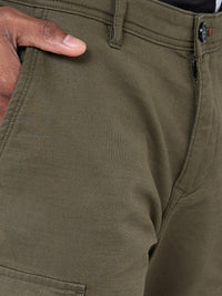 Killer Men Olive Solid Shorts