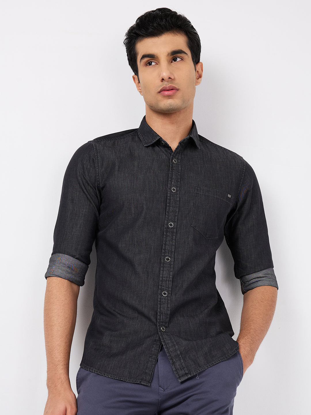 Killer Men Dark Grey Solid Slim Fit Shirts