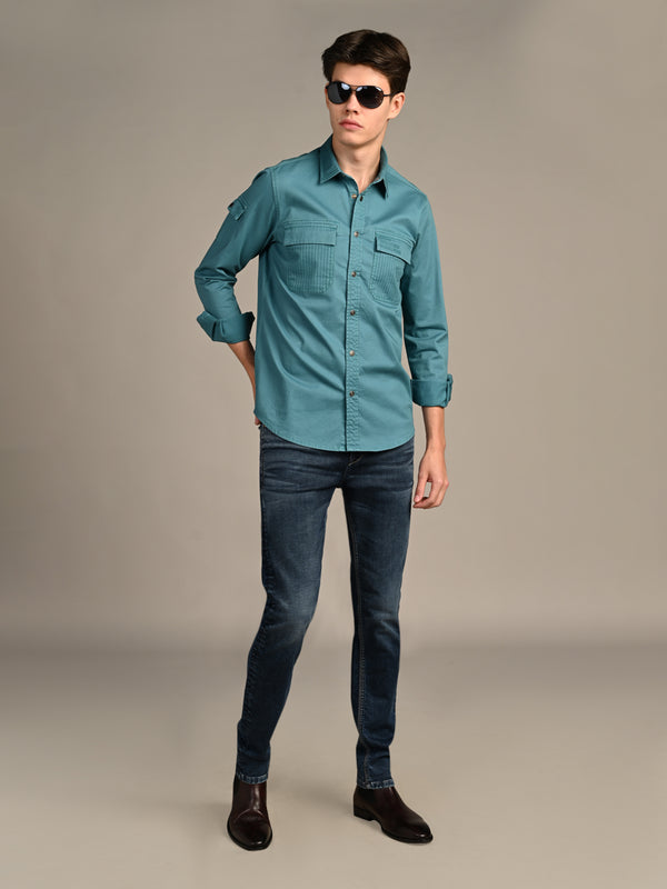 Killer Men Green Solid Straight Fit Shirts