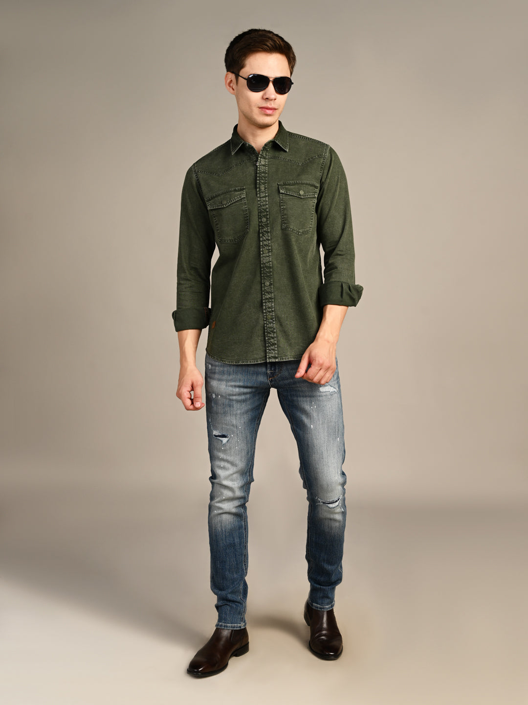 Killer Men Olive Green Solid Slim Fit Shirts