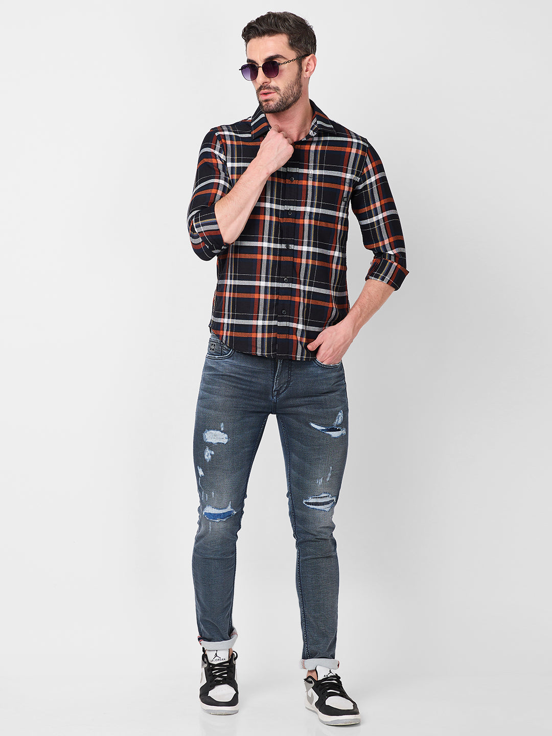 Killer Men Black Checks Slim Fit Shirts