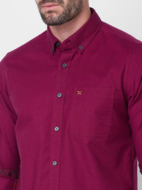 Full Sleeves Slim Fit Plum Button-Down Oxford Solid Shirt