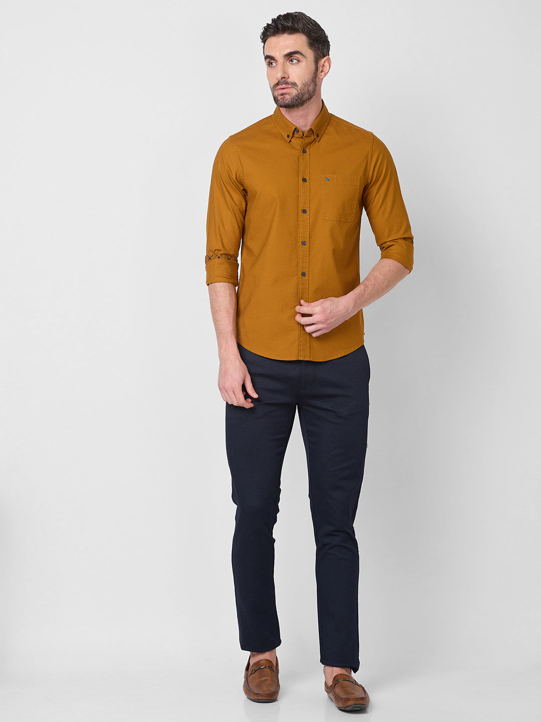 Killer Men Mustard Solid Slim Fit Shirts