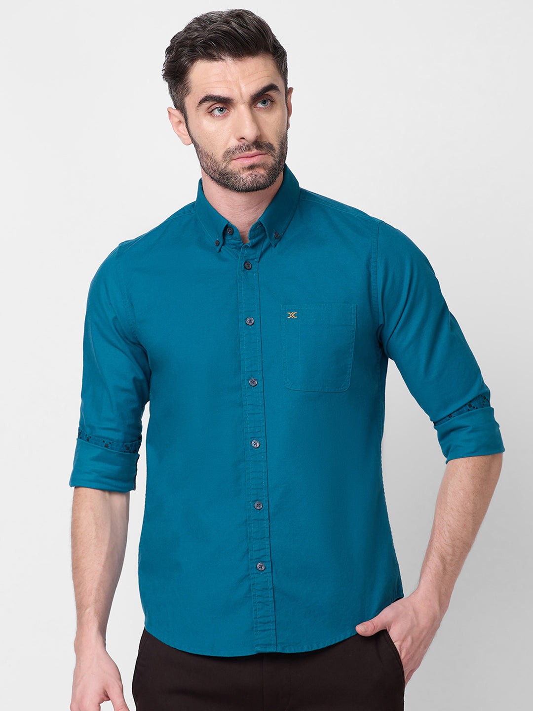 Killer Men Blue Solid Slim Fit Shirts