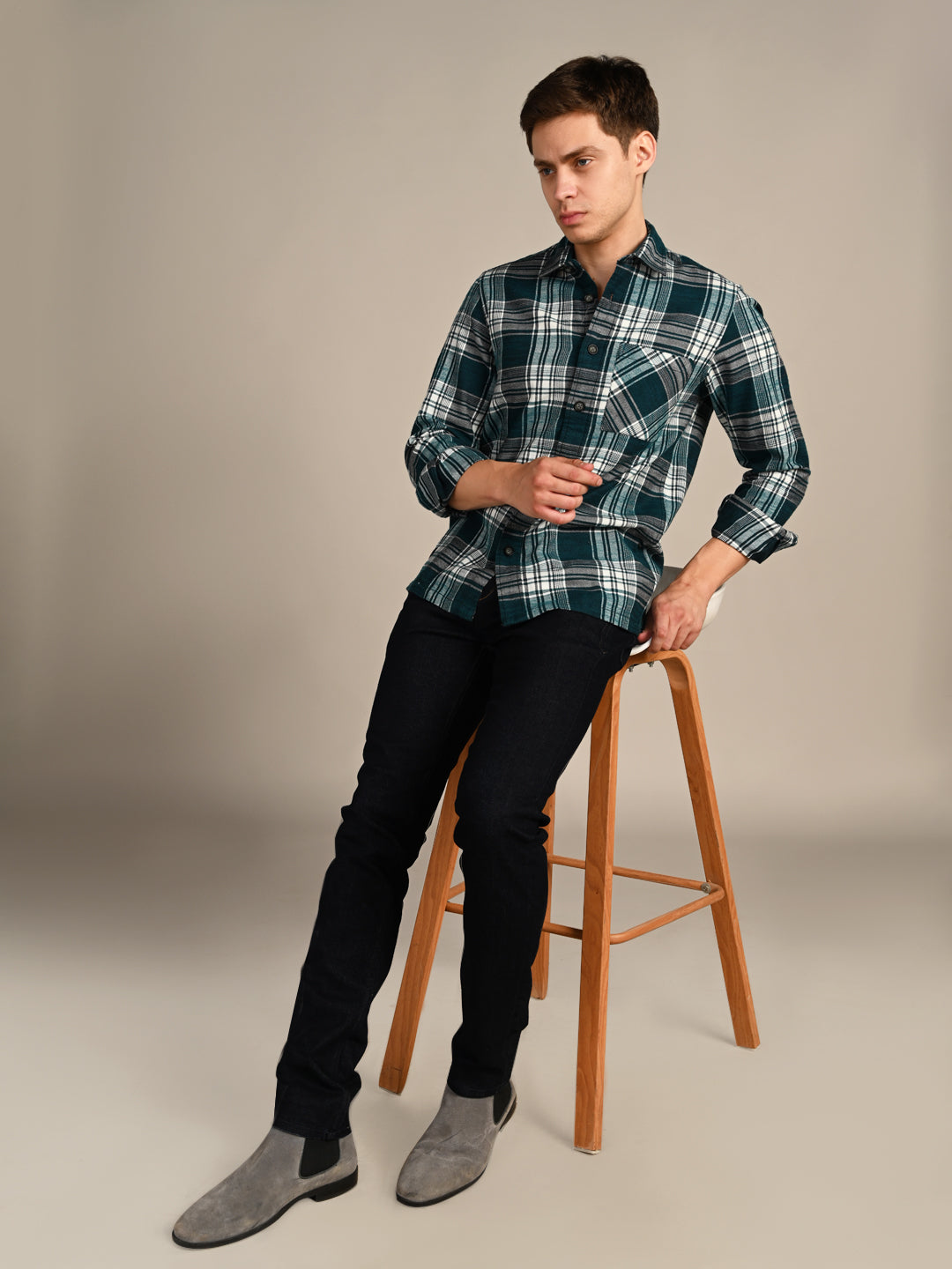Killer Men Dark Green Checks Straight Fit Shirts
