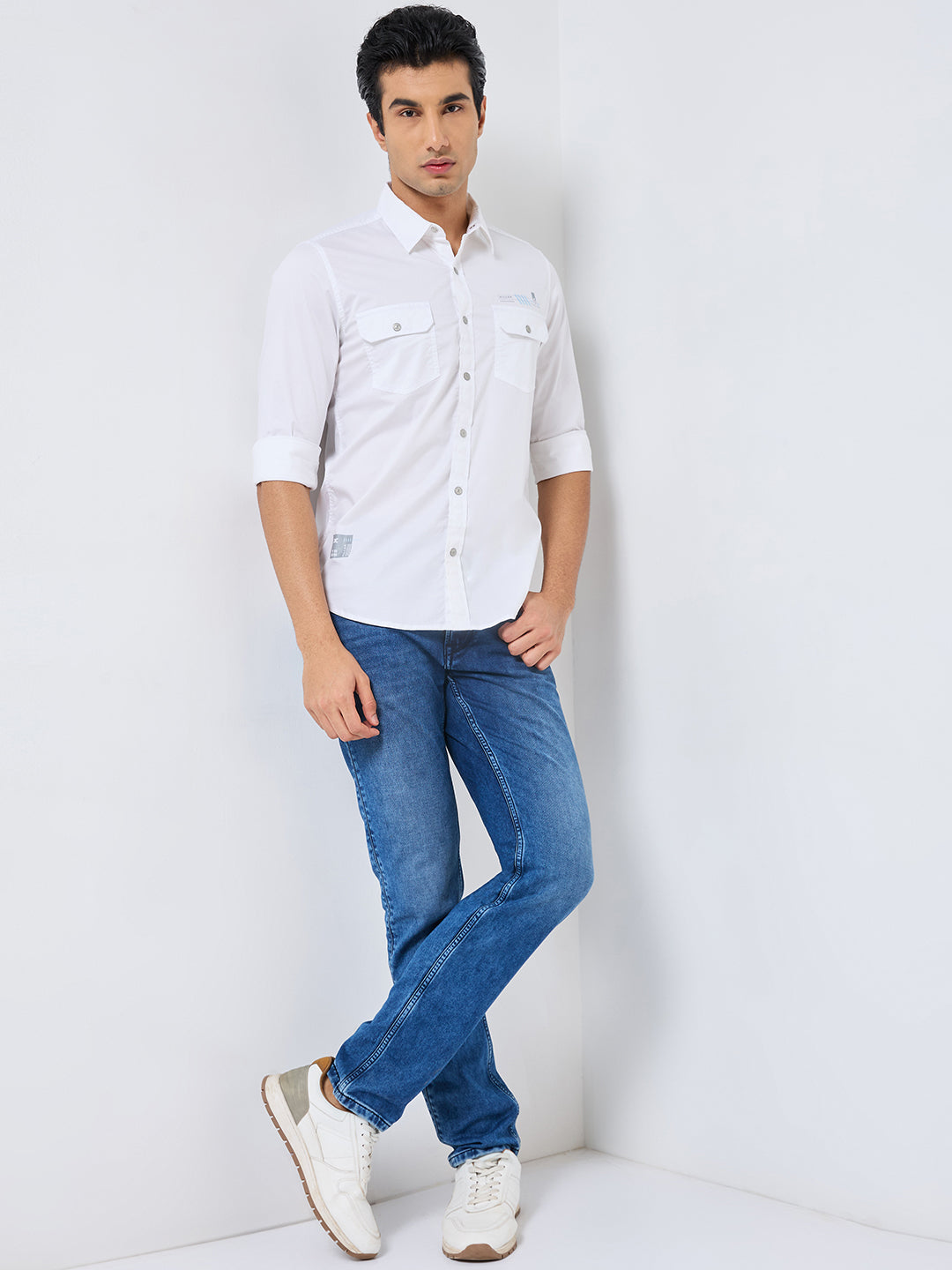 Killer Men White Solid Slim Fit Shirts