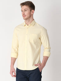 Killer Men Yellow Solid Slim Fit Shirts