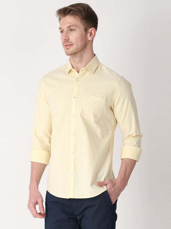Killer Men Yellow Solid Slim Fit Shirts