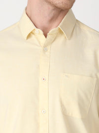 Killer Men Yellow Solid Slim Fit Shirts
