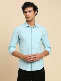 Killer Men Light Blue Solid Slim Fit Shirts
