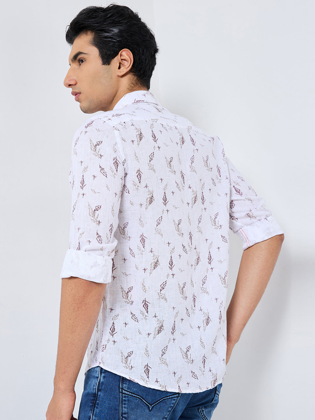 Men's White Printed Straight Fit Shirts