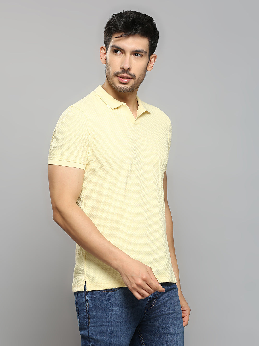 Men's Yellow Printed Slim Fit T-Shirts