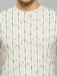 Men's Off White Printed Slim Fit T-Shirts