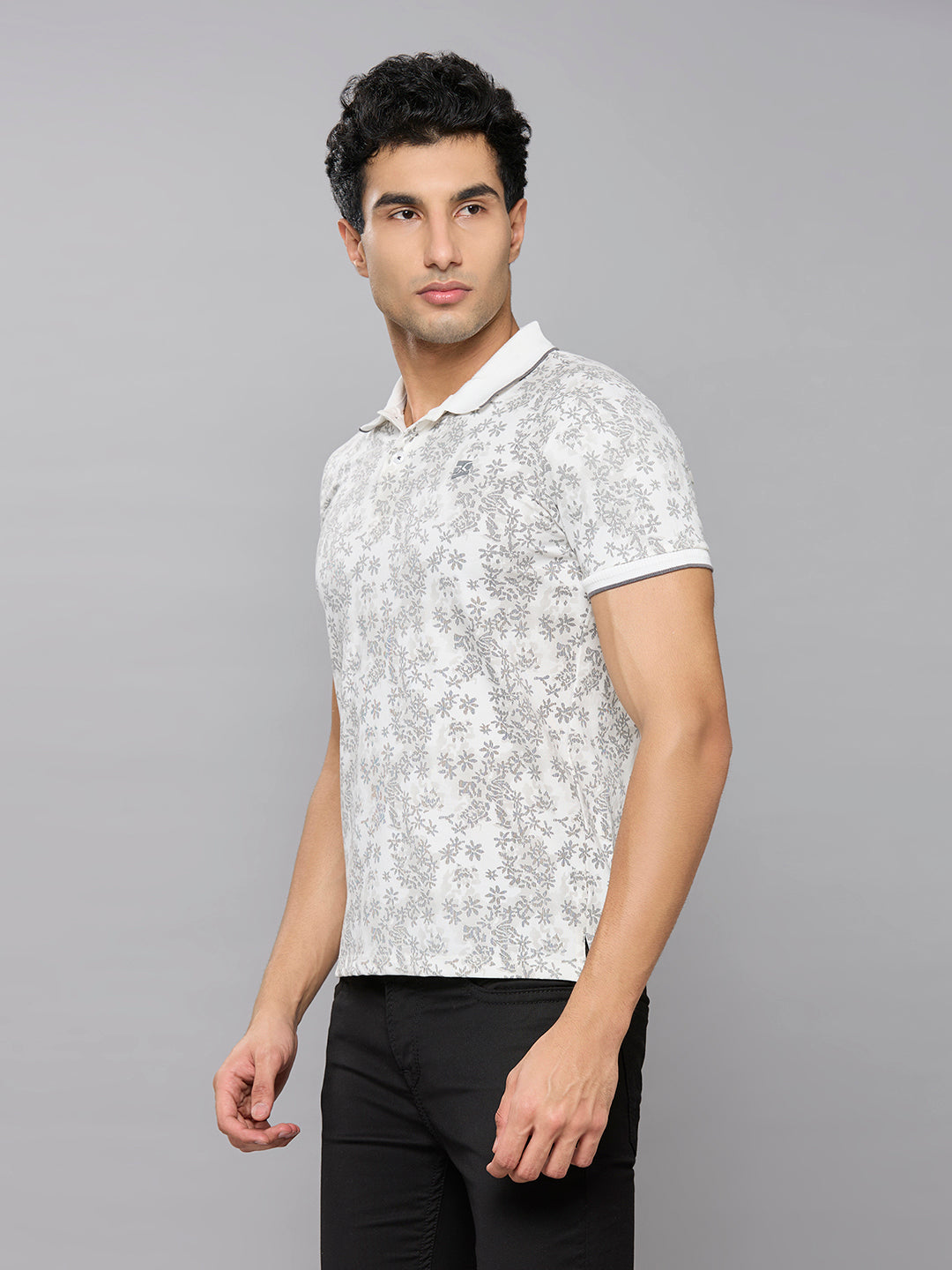 Men's White Printed Slim Fit T-Shirts