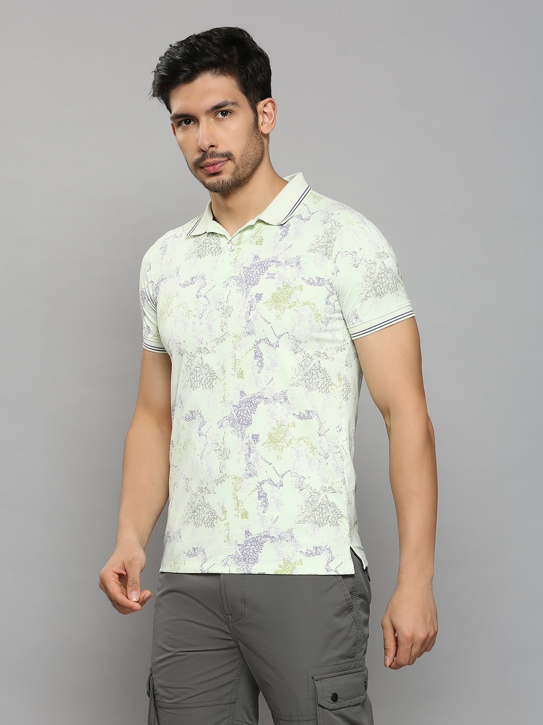Men's Light Green Printed Slim Fit T-Shirts