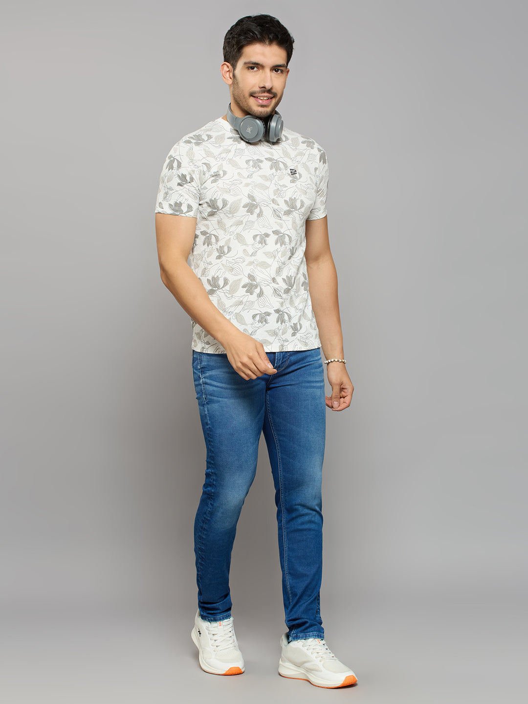 Men's White Printed Slim Fit T-Shirts