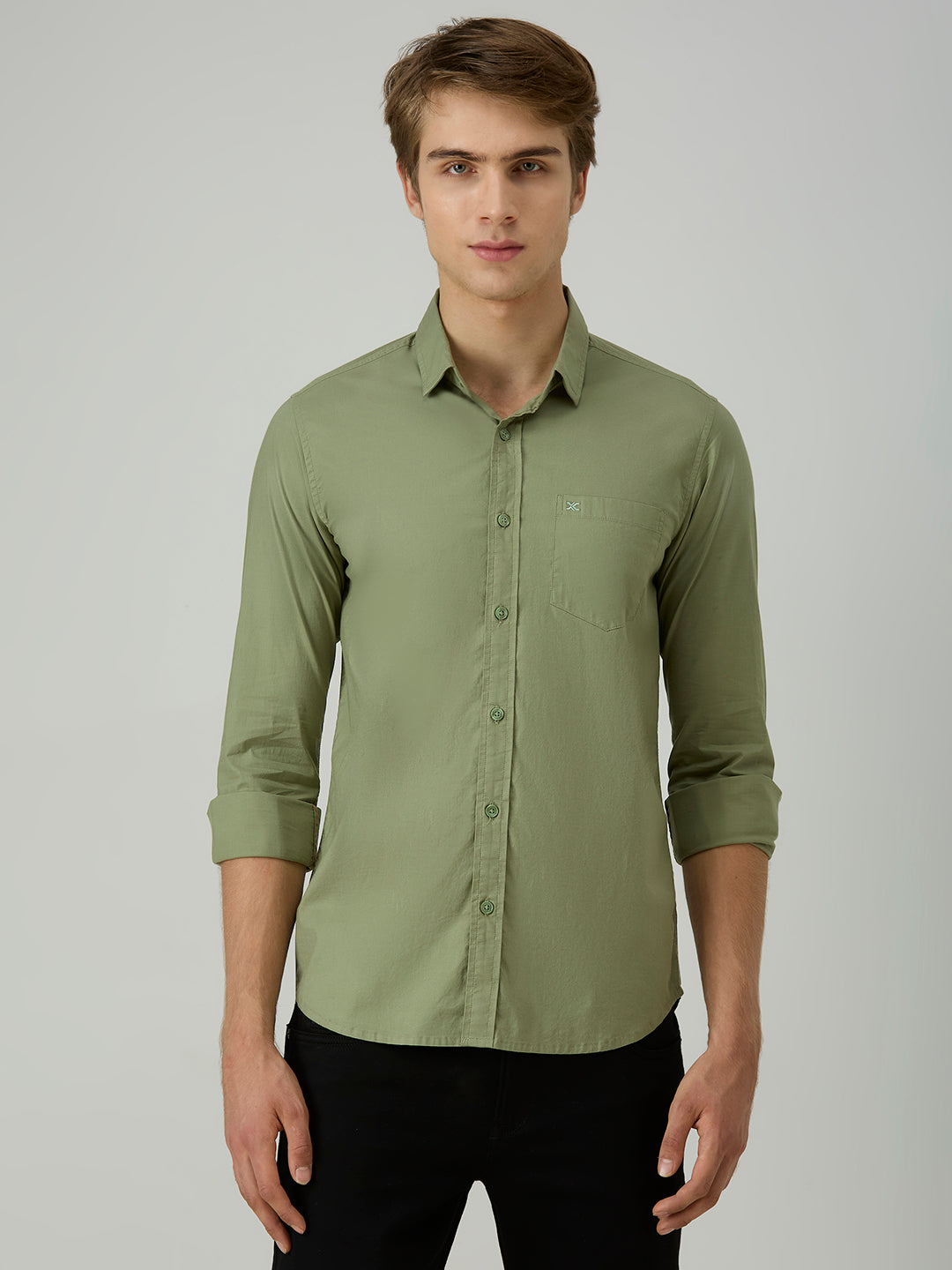 Men's Green Solid Slim Fit Shirts
