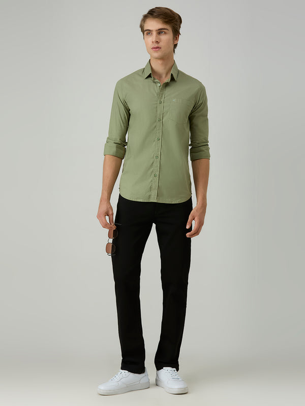 Men's Green Solid Slim Fit Shirts
