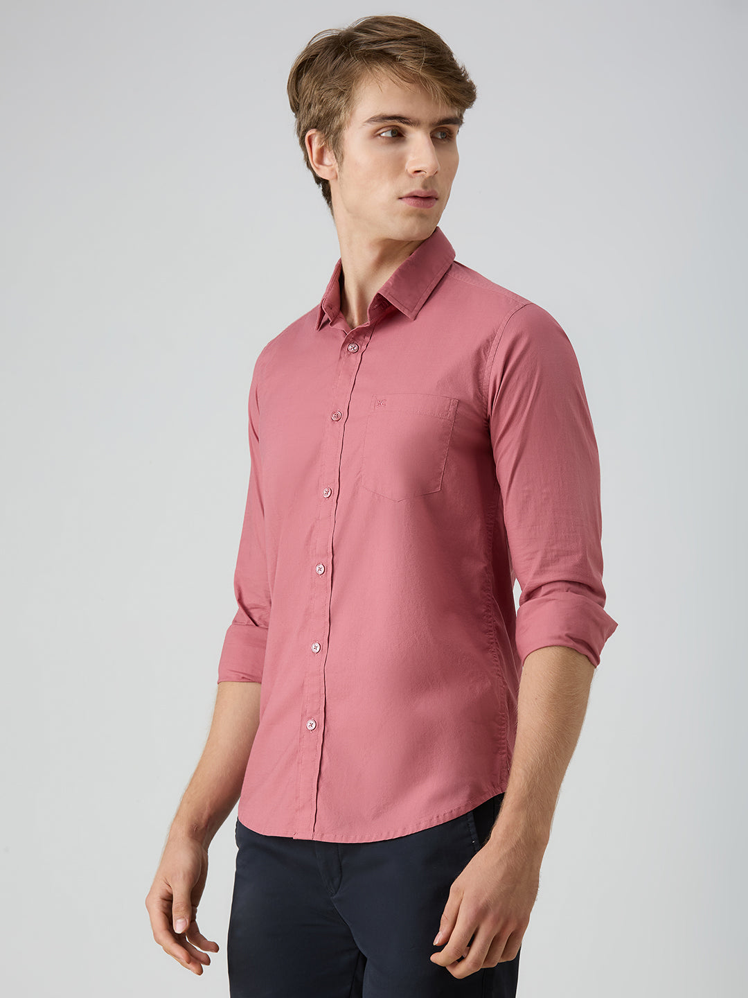 Men's Pink Solid Slim Fit Shirts