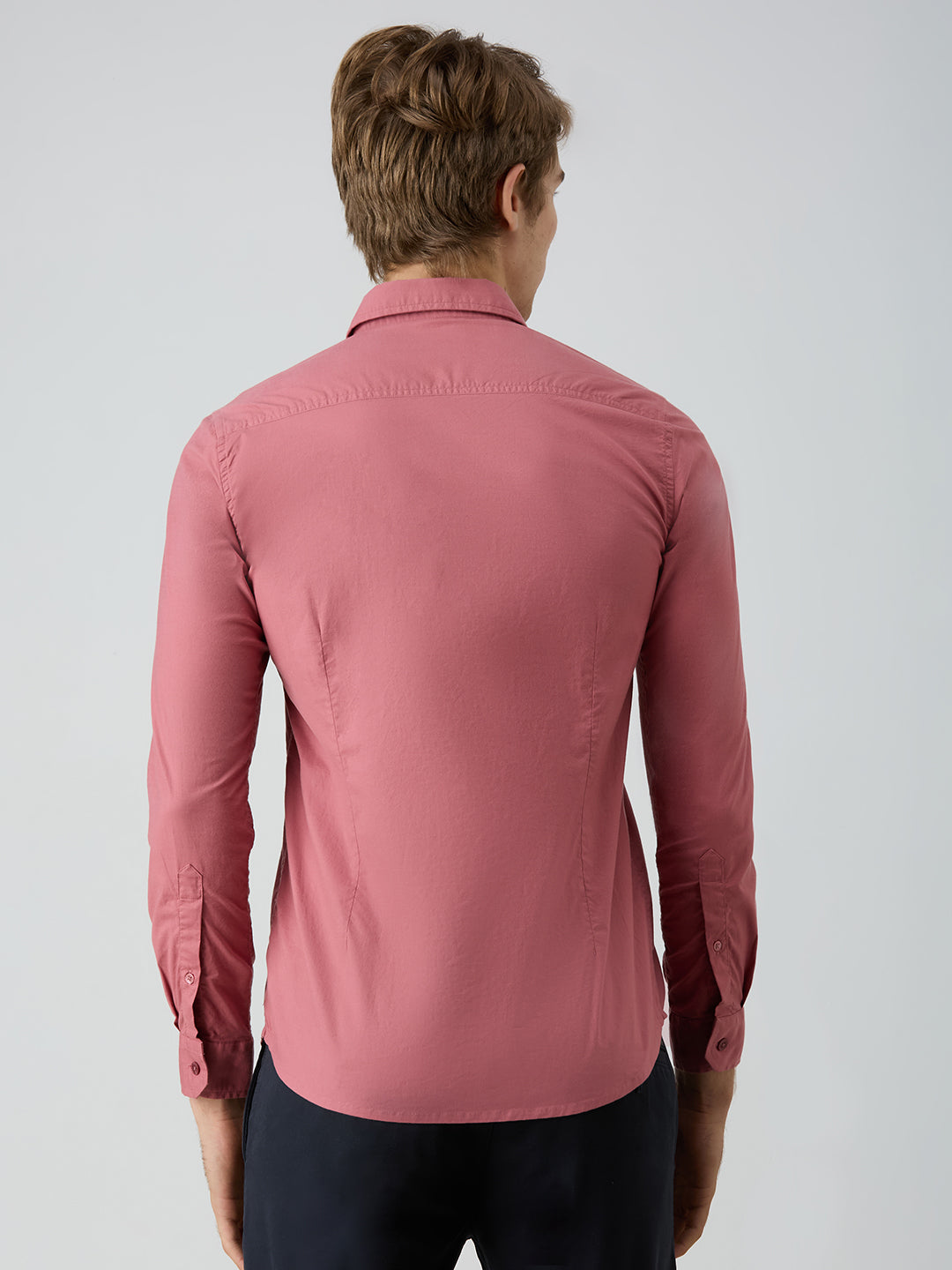 Men's Pink Solid Slim Fit Shirts