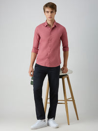 Men's Pink Solid Slim Fit Shirts