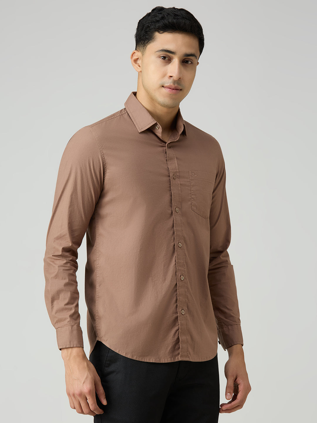 Men's Brown Solid Slim Fit Shirts
