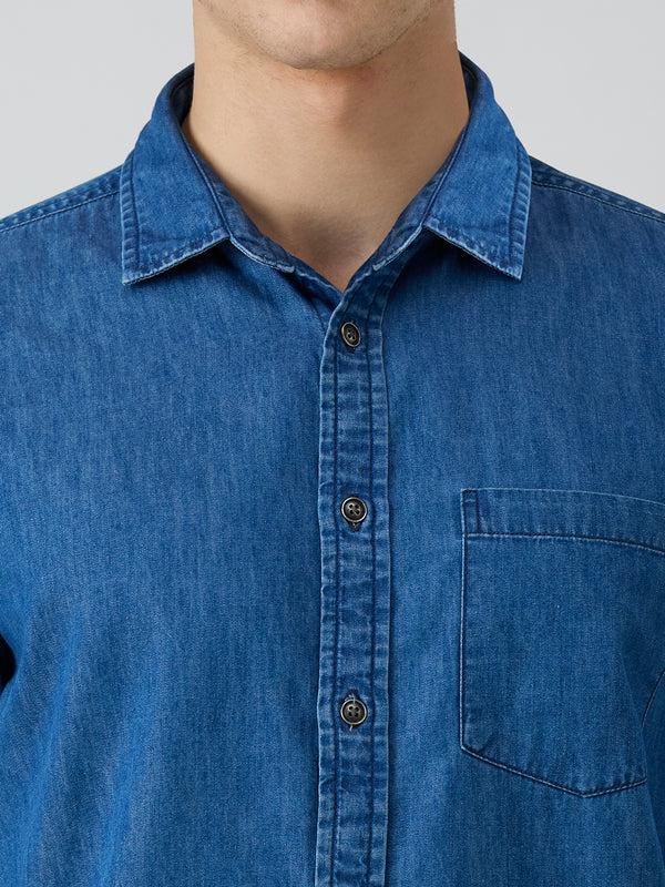 Men's Navy Blue Solid Slim Fit Shirts
