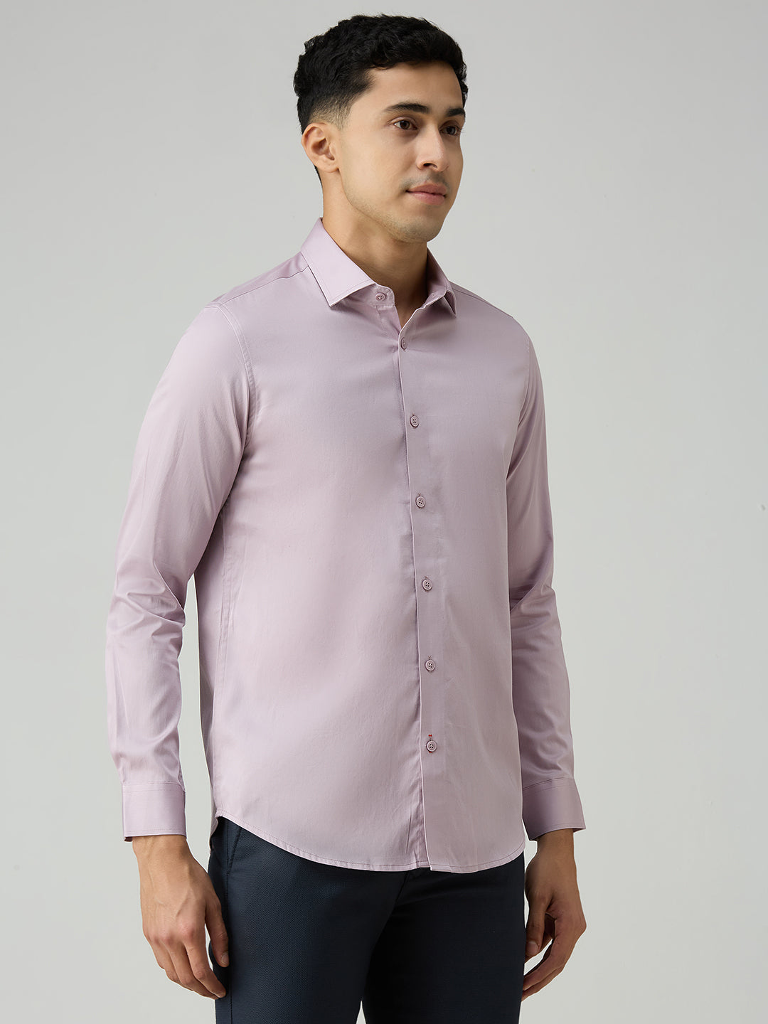 Men's Pink Solid Slim Fit Shirts