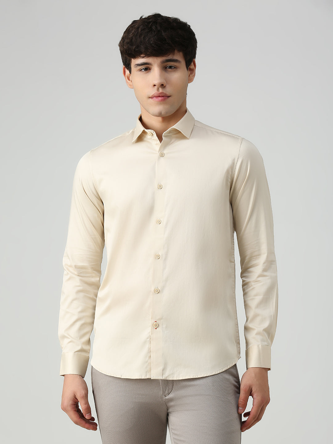 Men's Cream Solid Slim Fit Shirts